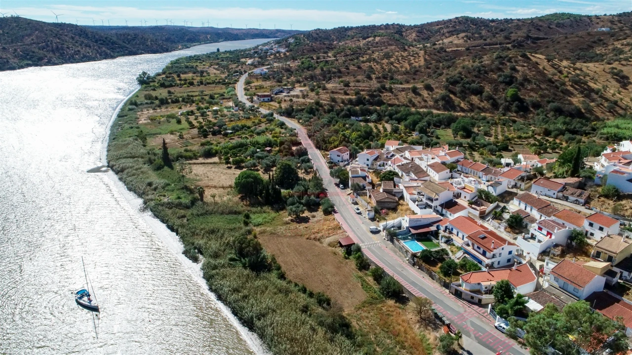 Moradia T0 para Venda em Alcoutim e Pereiro Foto 3