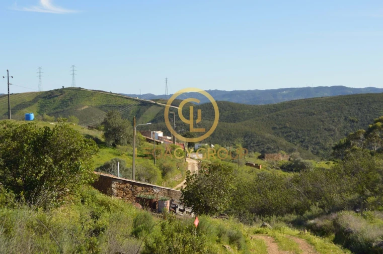 Quinta T0 para Venda em Cachopo Foto 17