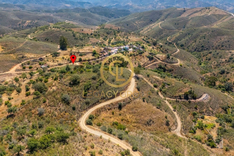 Quinta T0 para Venda em Cachopo Foto 3