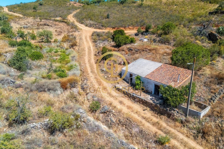 Quinta T0 para Venda em Cachopo Foto 12