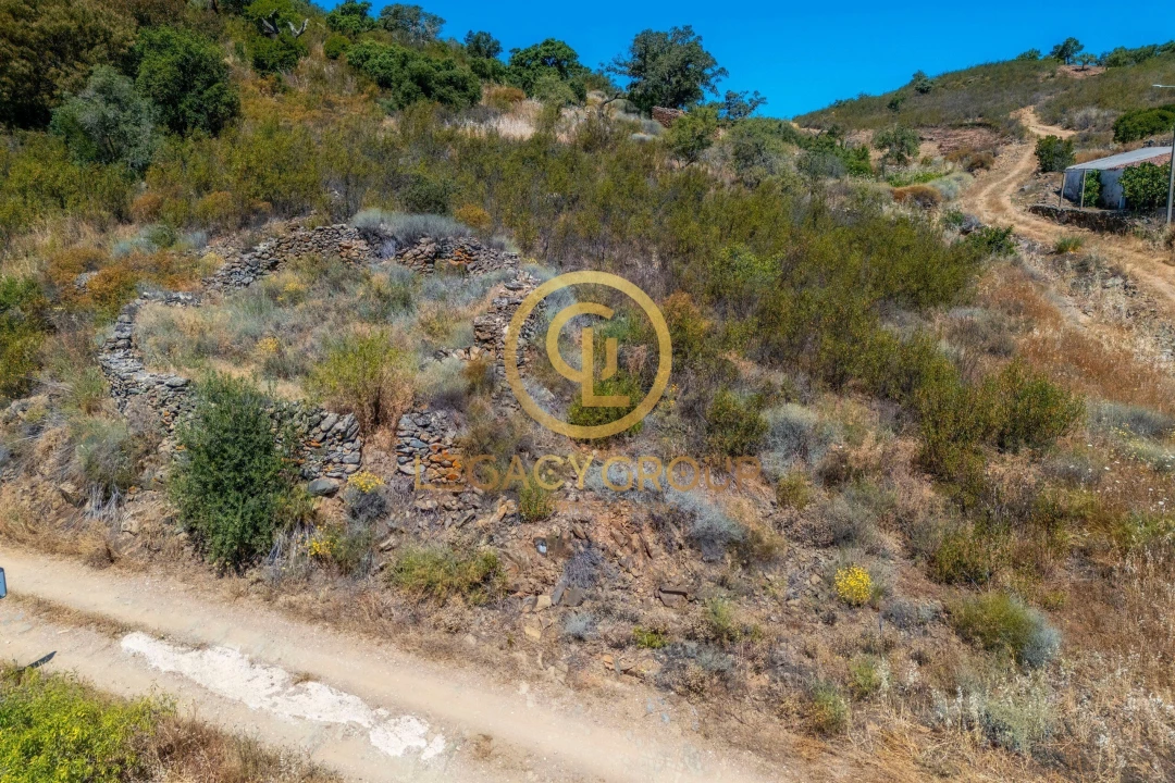 Quinta T0 para Venda em Cachopo Foto 6