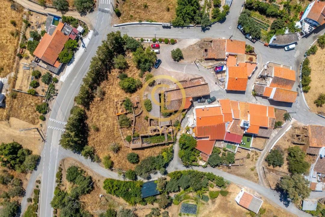 Moradia T6 para Venda em Vaqueiros Foto 4