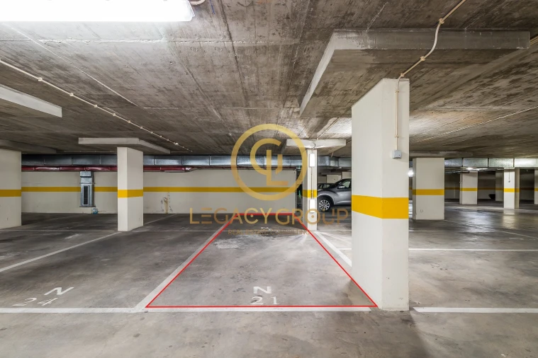 Apartamento T3 para Venda em Quarteira Foto 19