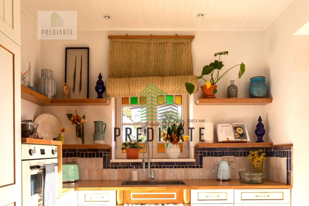 Quinta T6 para Venda em Oliveira do Douro Foto 12