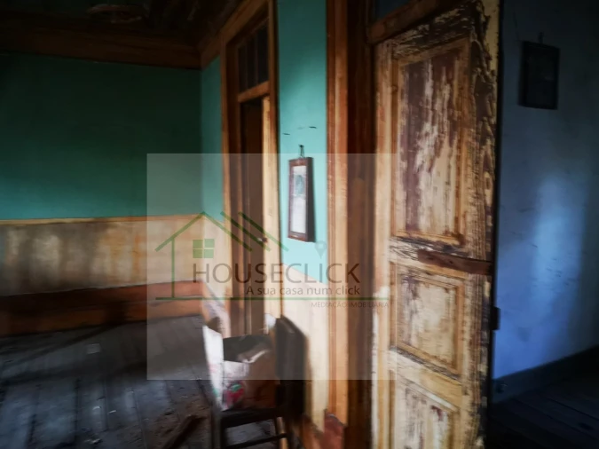 Moradia T4 para Venda em Casteleiro Foto 4