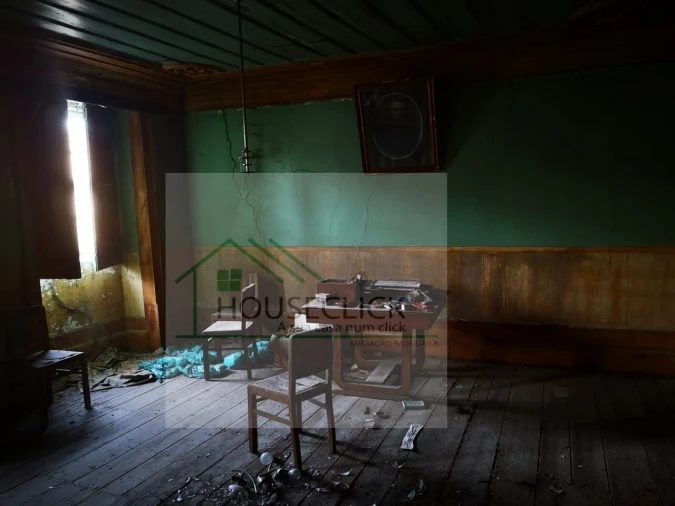 Moradia T4 para Venda em Casteleiro Foto 11