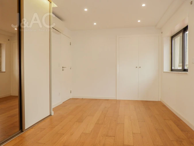 Apartamento T3 para Venda em São Domingos de Rana Foto 11
