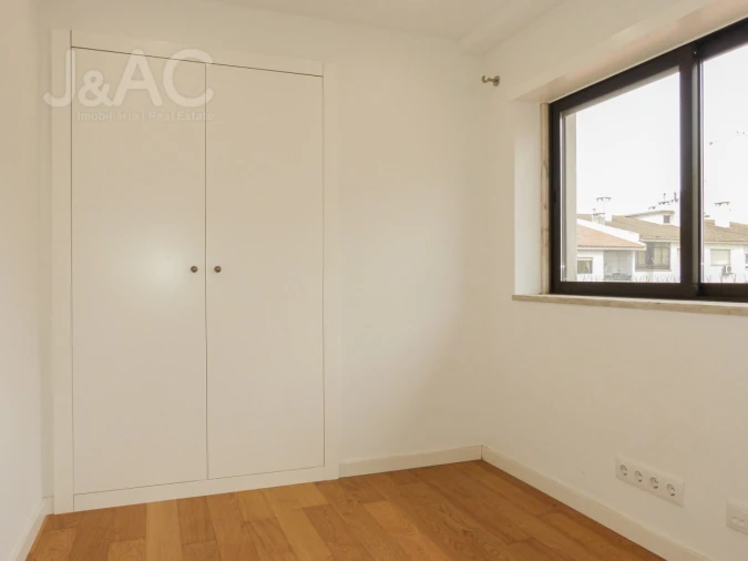 Apartamento T3 para Venda em São Domingos de Rana Foto 13