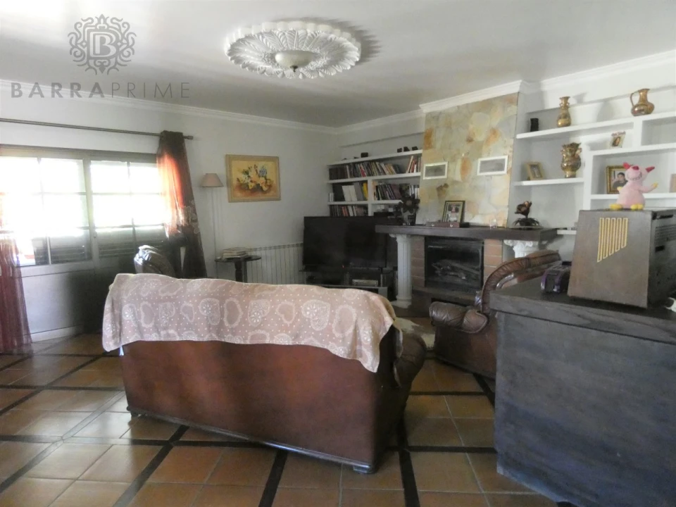 Moradia T4 para Venda em Albufeira e Olhos de Água Foto 5