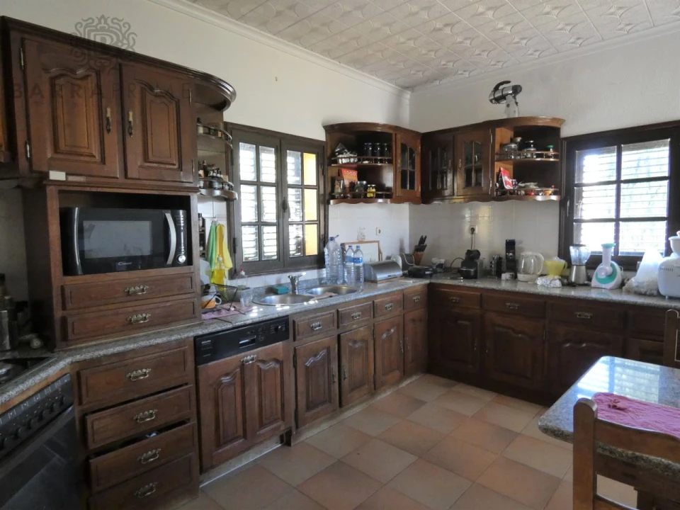 Moradia T4 para Venda em Albufeira e Olhos de Água Foto 6