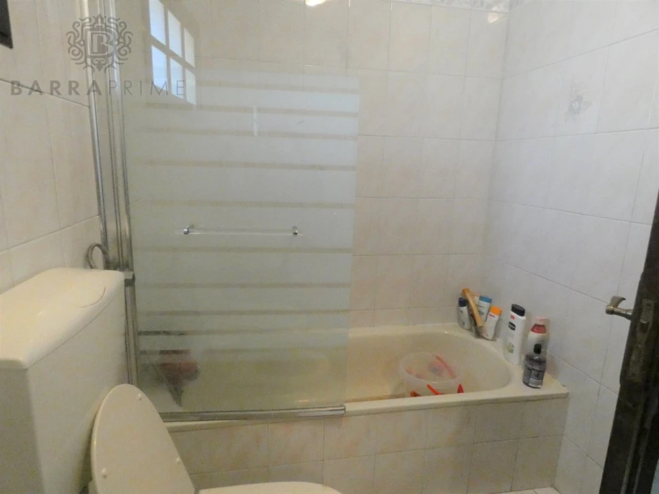 Moradia T4 para Venda em Albufeira e Olhos de Água Foto 18