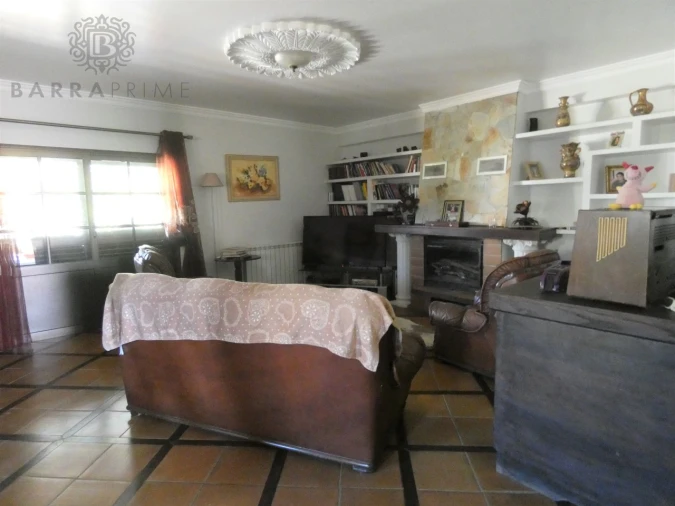 Moradia T4 para Venda em Albufeira e Olhos de Água Foto 5