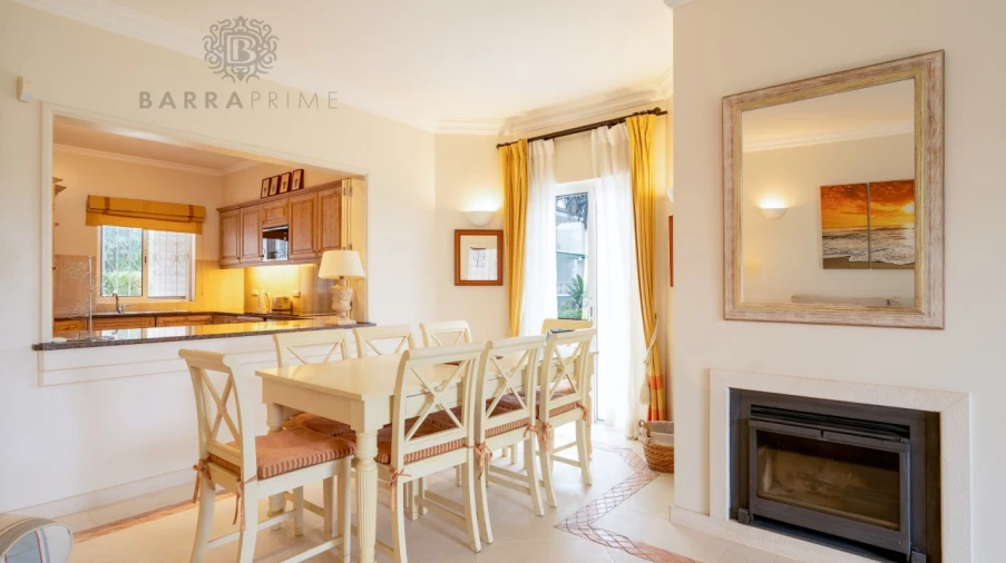 Apartamento T2 para Venda em Almancil Foto 4