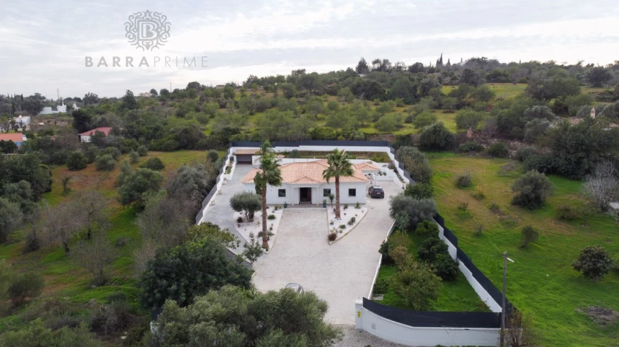 Moradia T5 para Venda em Boliqueime Foto 7