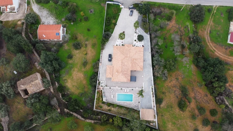 Moradia T5 para Venda em Boliqueime Foto 8