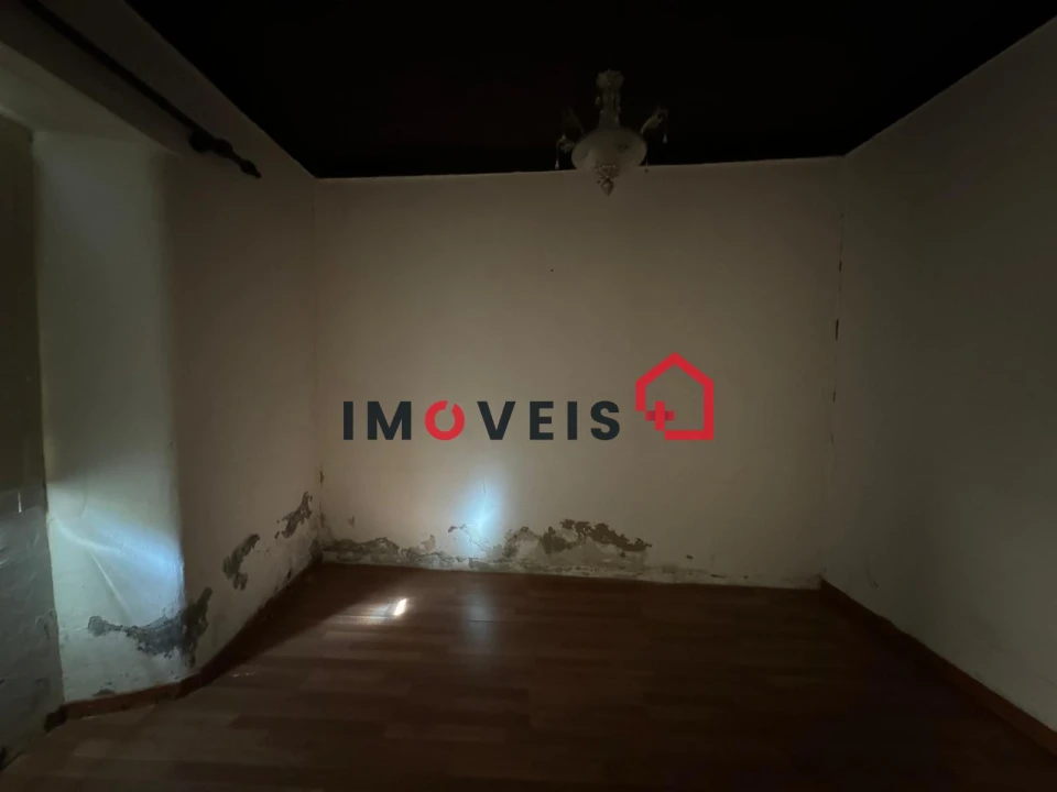 Moradia T2 para Venda em São Vicente do Paul e Vale de Figueira Foto 13