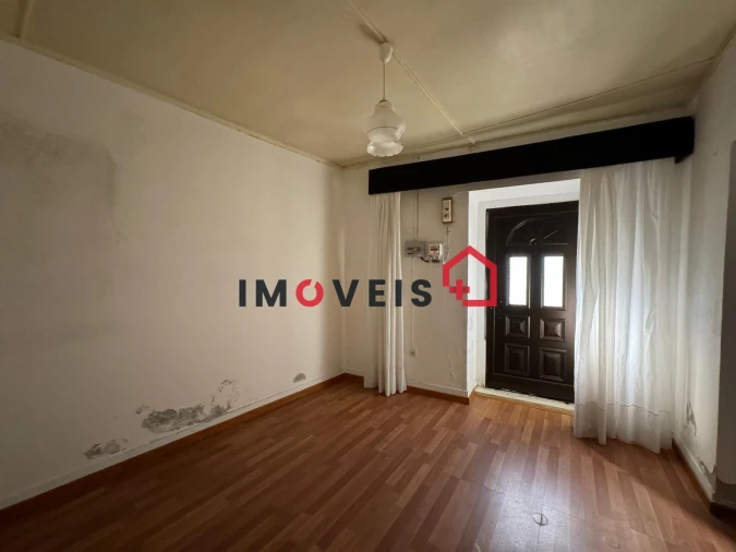 Moradia T2 para Venda em São Vicente do Paul e Vale de Figueira Foto 10