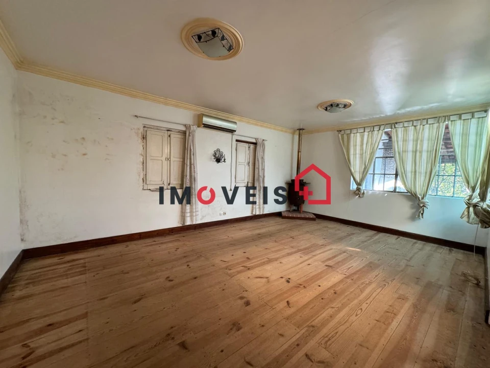 Moradia T2 para Venda em São Vicente do Paul e Vale de Figueira Foto 9