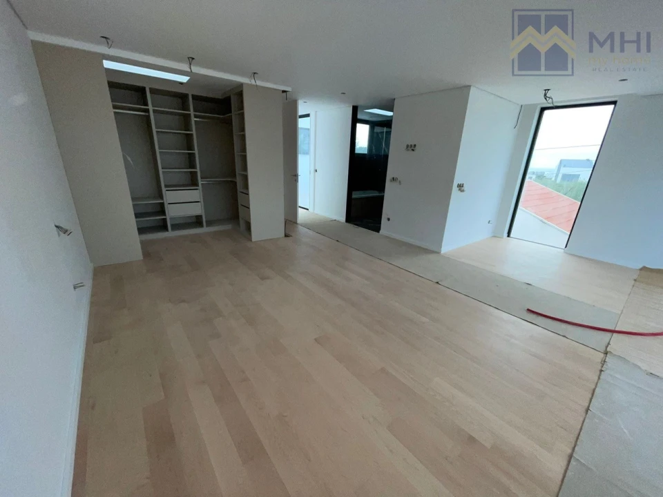 Moradia T4 para Venda em Canidelo Foto 29