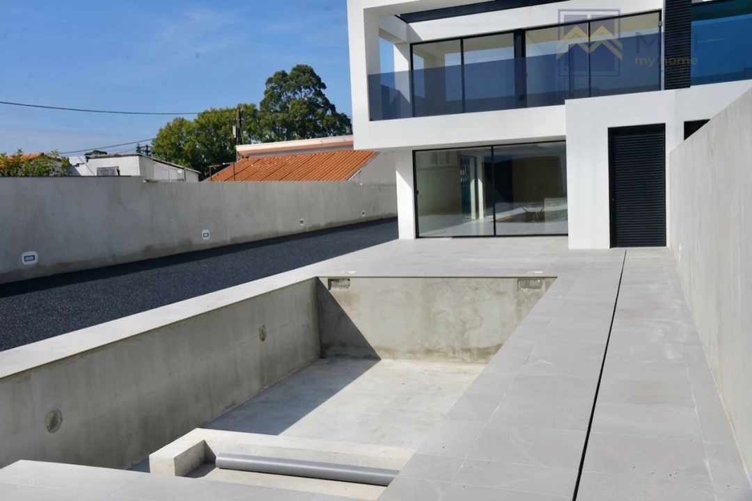 Moradia T4 para Venda em Canidelo Foto 84