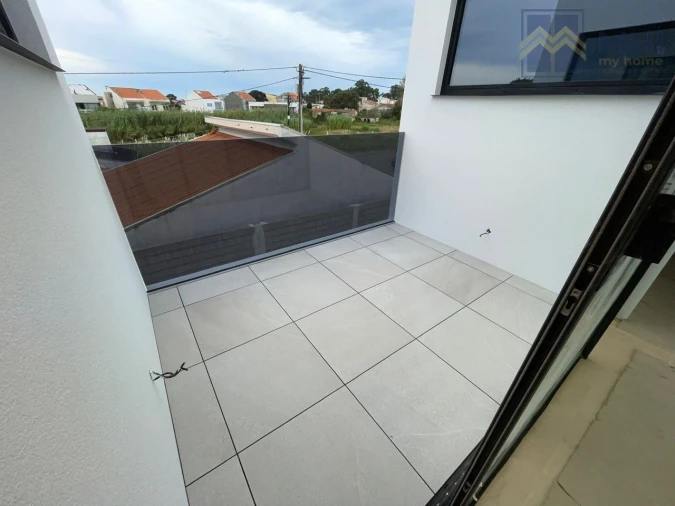 Moradia T4 para Venda em Canidelo Foto 42