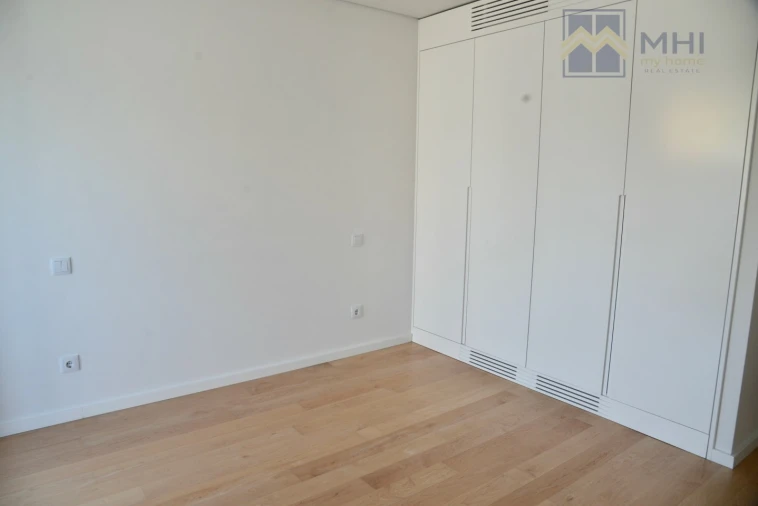 Moradia T4 para Venda em Canidelo Foto 18