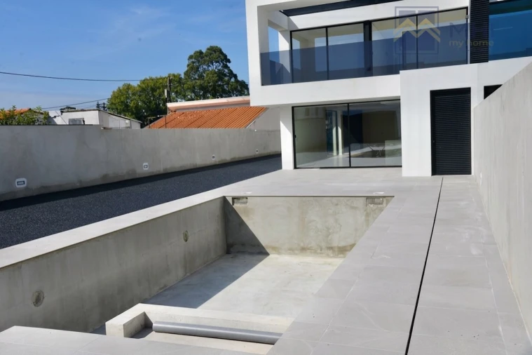 Moradia T4 para Venda em Canidelo Foto 84
