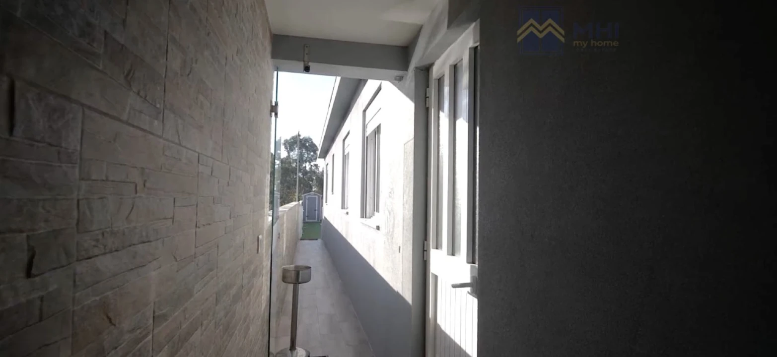 Moradia T2 para Venda em Madalena Foto 37