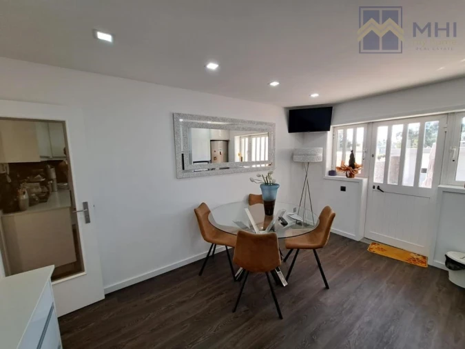 Moradia T2 para Venda em Madalena Foto 10