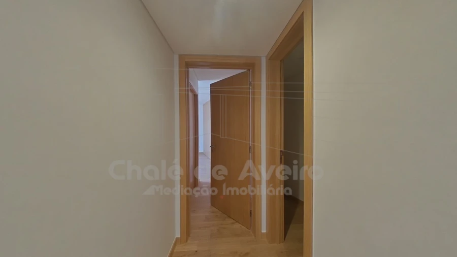 Apartamento T2 para Venda em Glória e Vera Cruz Foto 24