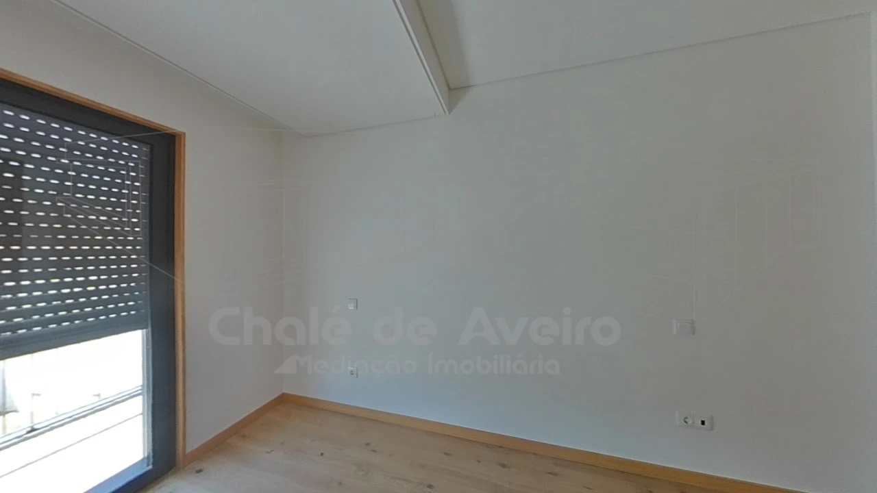 Apartamento T2 para Venda em Glória e Vera Cruz Foto 23