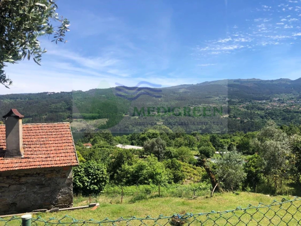 Moradia T3 para Venda em Couto de Esteves Foto 38