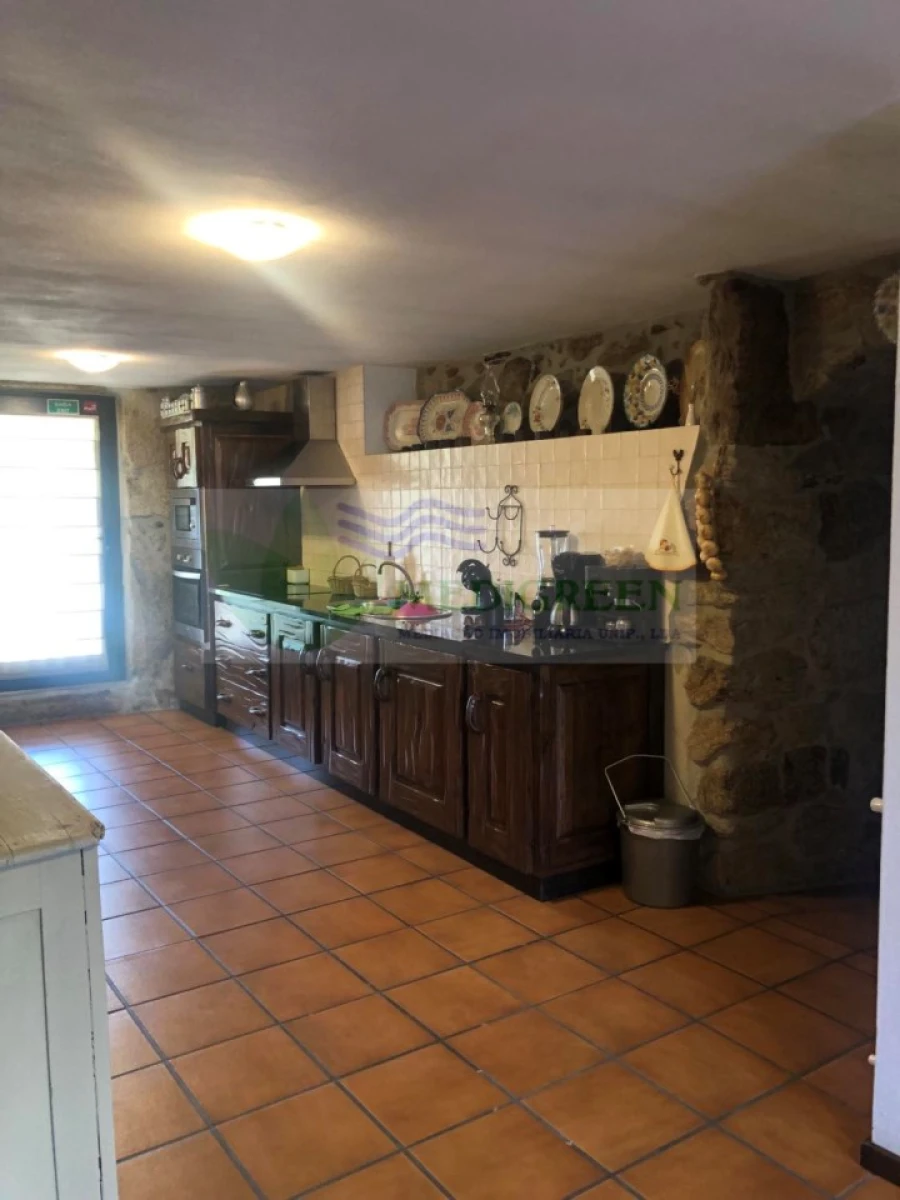 Moradia T3 para Venda em Couto de Esteves Foto 16