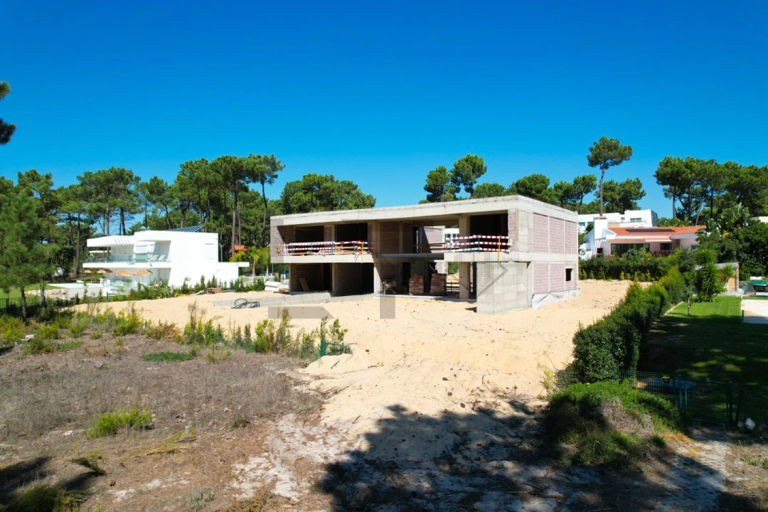 Moradia T5 para Venda em Charneca de Caparica e Sobreda Foto 22