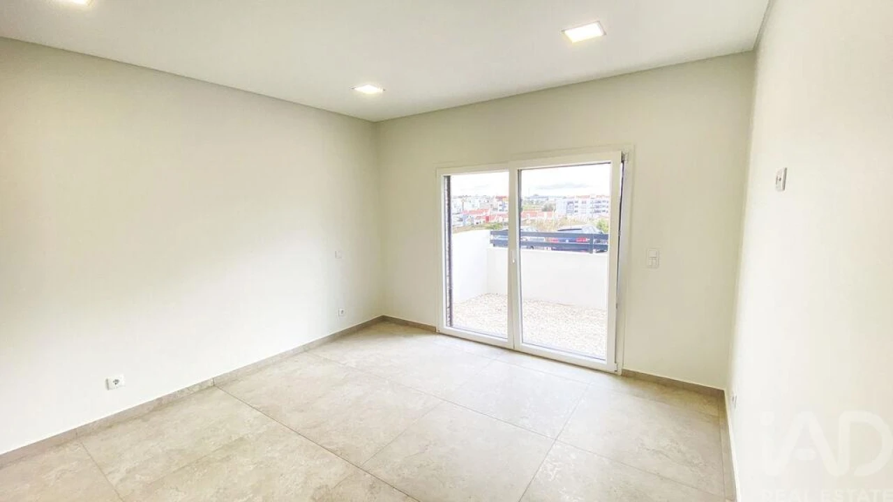 Moradia T4 para Venda em Ericeira Foto 10