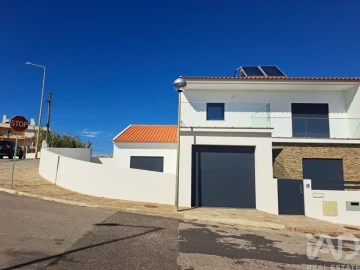 Moradia T4 para Venda em Ericeira
