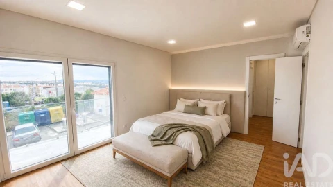 Moradia T4 para Venda em Ericeira