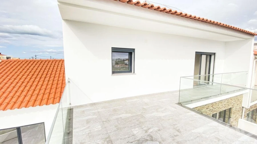 Moradia T4 para Venda em Ericeira Foto 15