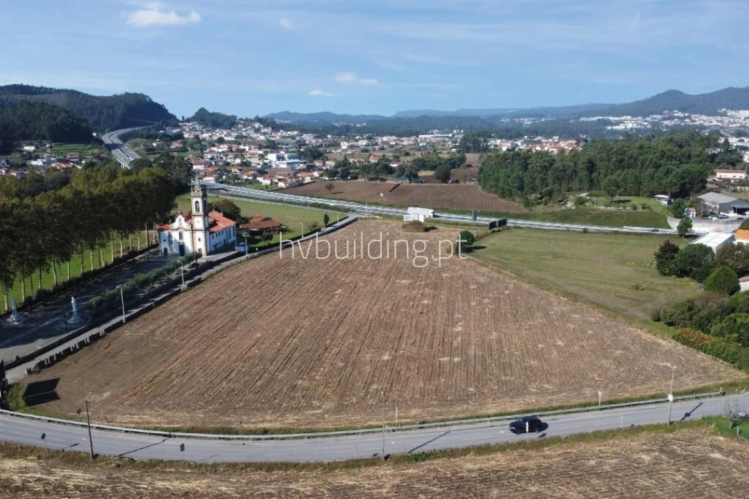 Terreno para Venda em Alvelos Foto 2