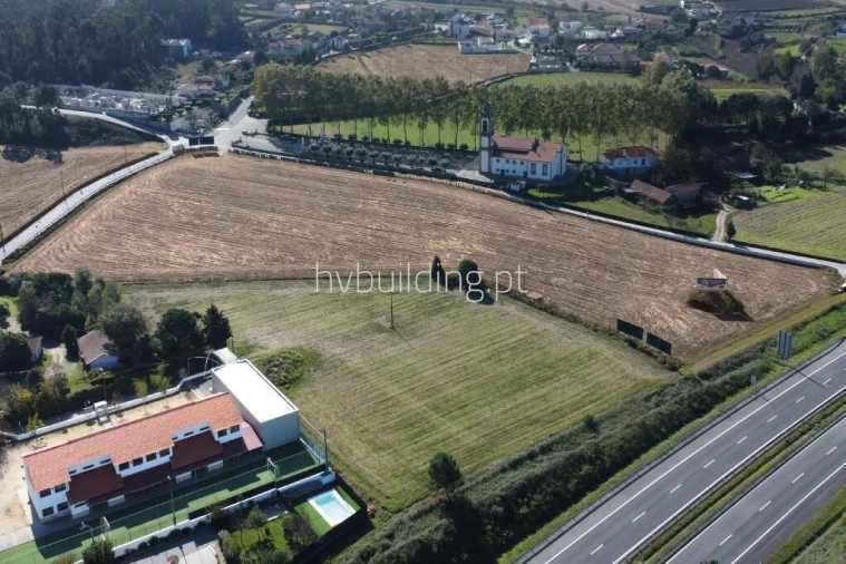 Terreno para Venda em Alvelos Foto 6