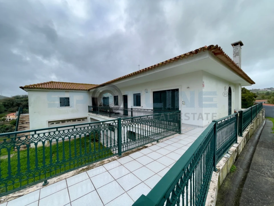 Moradia T9 para Venda em Alhandra, São João dos Montes e Calhandriz Foto 2