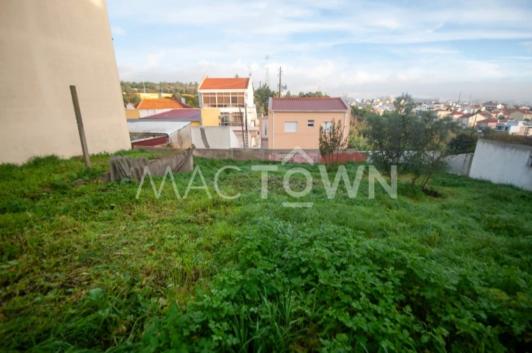 Terreno para Venda em Santa Iria de Azoia, São João da Talha e Bobadela Foto 11