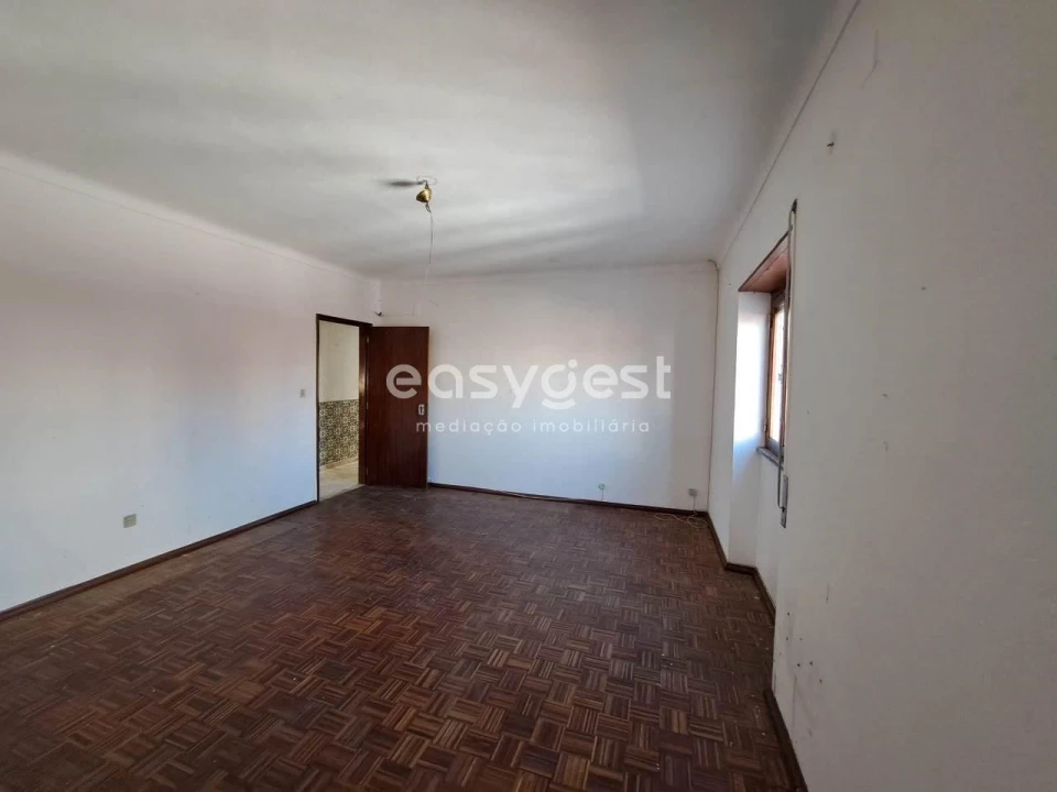 Moradia T4 para Venda em Vila Nova da Baronia Foto 7