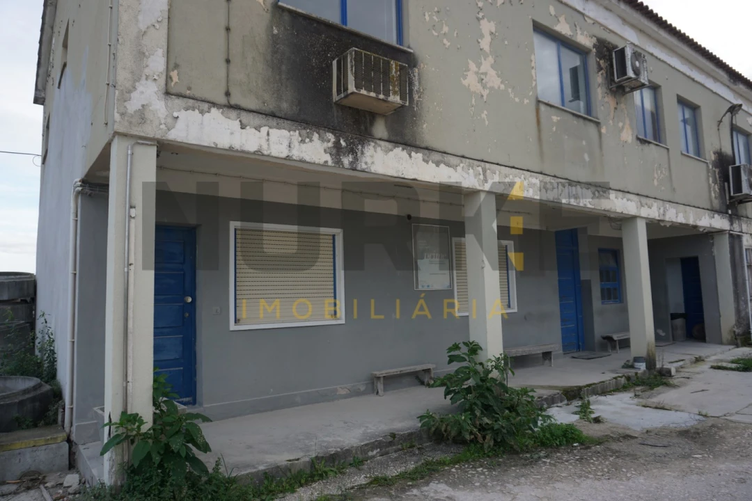 Armazém para Venda em Sé Nova, Santa Cruz, Almedina e São Bartolomeu Foto 2