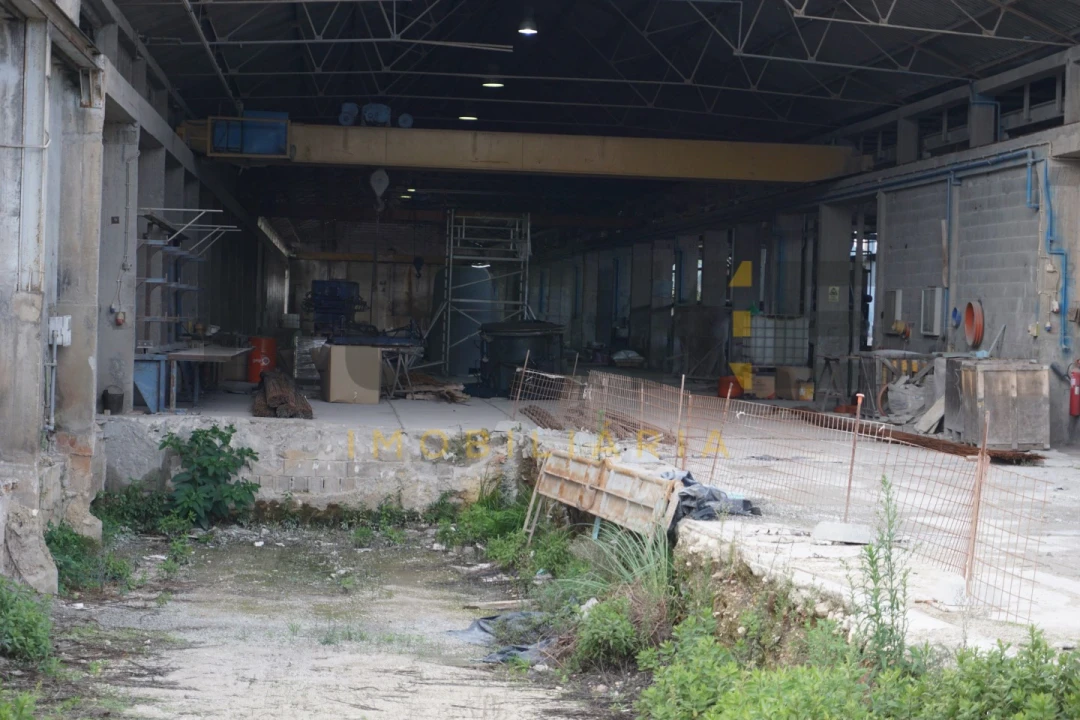 Armazém para Venda em Sé Nova, Santa Cruz, Almedina e São Bartolomeu Foto 21