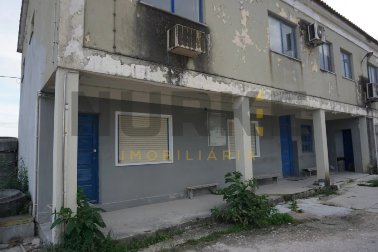 Armazém para Venda em Sé Nova, Santa Cruz, Almedina e São Bartolomeu Foto 2