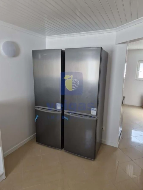 Moradia T5 para Venda em Ajuda