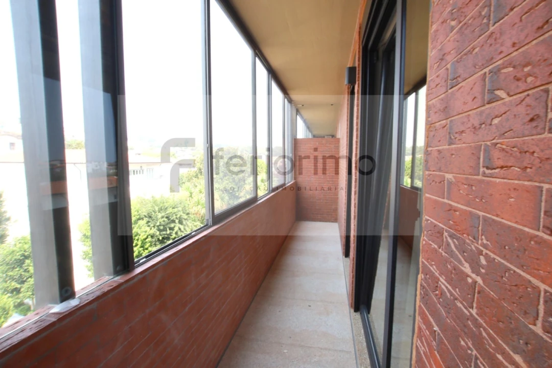 Apartamento T2 para Venda em Creixomil Foto 18