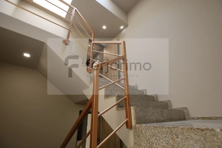 Apartamento T2 para Venda em Creixomil Foto 35