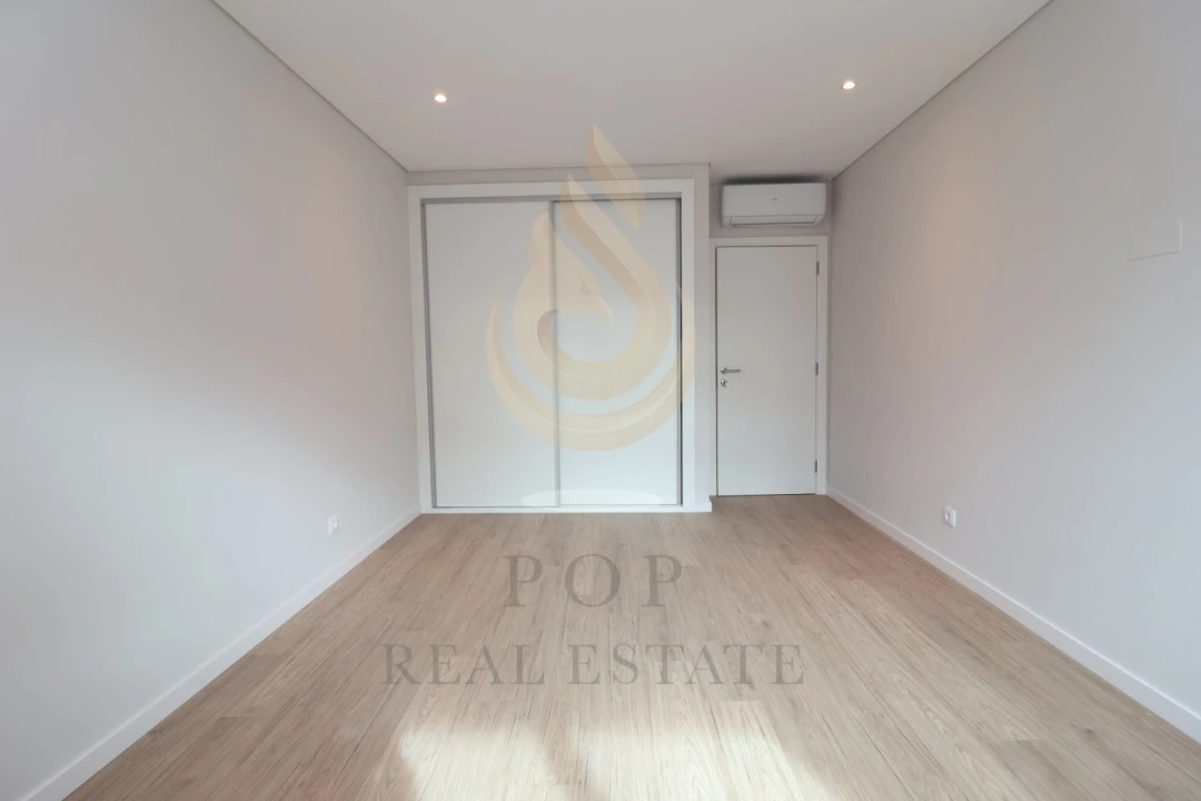 Apartamento T3 para Venda em Montenegro Foto 21